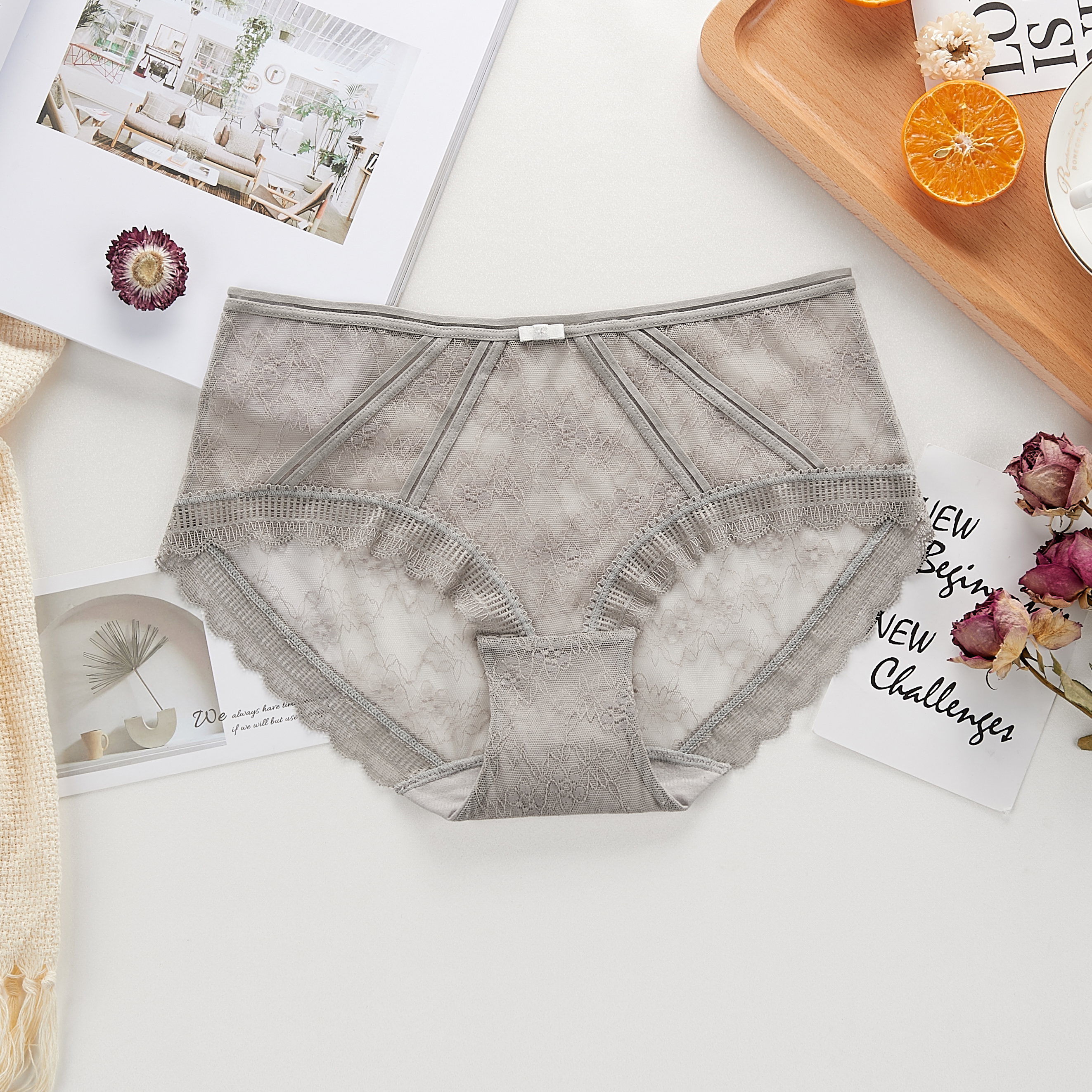 Cheap Elastic Waist Plus Size Briefs Sexy Transparent Underwear Comfortable Lace Women Panties New Lingerie Wholesaler
